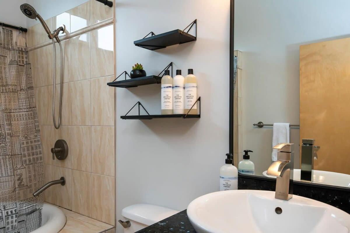 Nn - The Flame - Downtown 1-Bed 2-Bath Villa Whitehorse Exterior foto