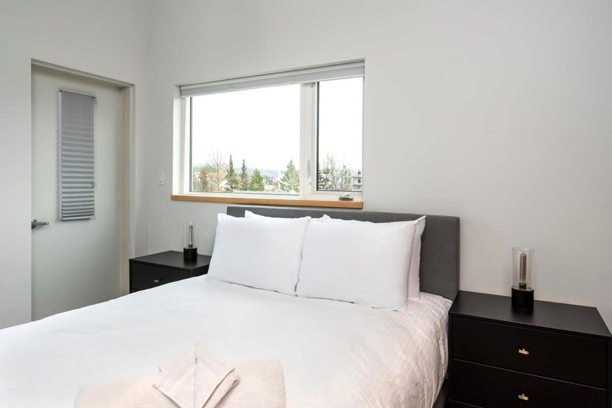 Nn - The Flame - Downtown 1-Bed 2-Bath Villa Whitehorse Exterior foto