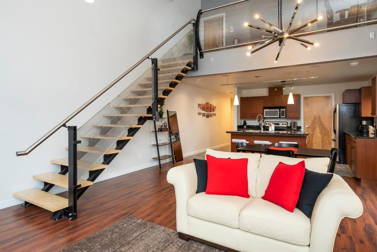 Nn - The Flame - Downtown 1-Bed 2-Bath Villa Whitehorse Exterior foto